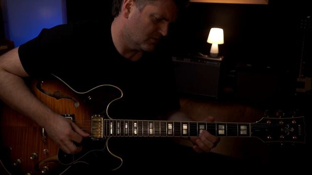 AUTUMN LEAVES - Beautiful jazz standard in a fresh, new "Bossa Nova" arrangement смотреть онлайн