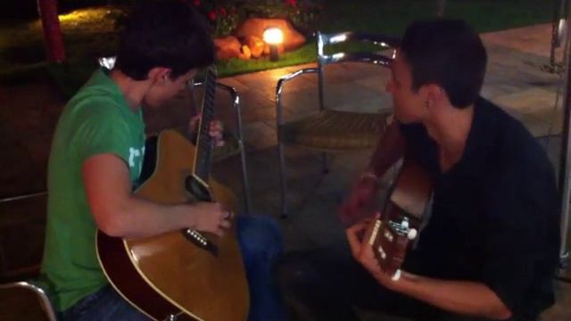 Acoustic V40-improviso смотреть онлайн