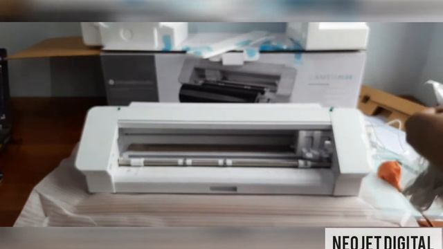 Unboxing dan test Mesin Cutting Silhouette Cameo Plus dengan bahan sticker vinyl Oracal смотреть онлайн