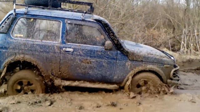 Pajero 4x4, Niva месят грязь. Глубокое покатушки 2015.03.26 смотреть онлайн