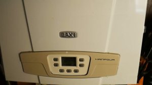 В нашем доме снег - откуда он взялся?