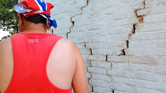 ШОК! Дом треснул смотреть онлайн