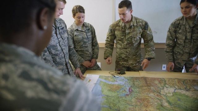 Air Force SERE Specialist—Opportunities and Misconceptions смотреть онлайн