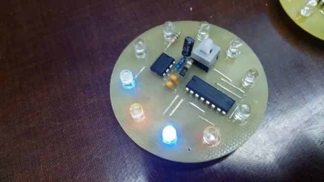 Собранная плата "Бегущие огни". Финал курса "Основы электроники" в M_Labs смотреть онлайн