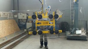 Нестандартное оборудование. Пневмоманипулятор для стекол и листовых материалов.