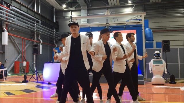 Шоу на запуске нового цеха «Металлострой 2» в Санкт Петербурге смотреть онлайн