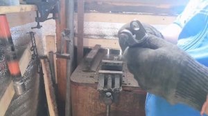 Замена нижней рулевой крестовины.Тойота Карина.