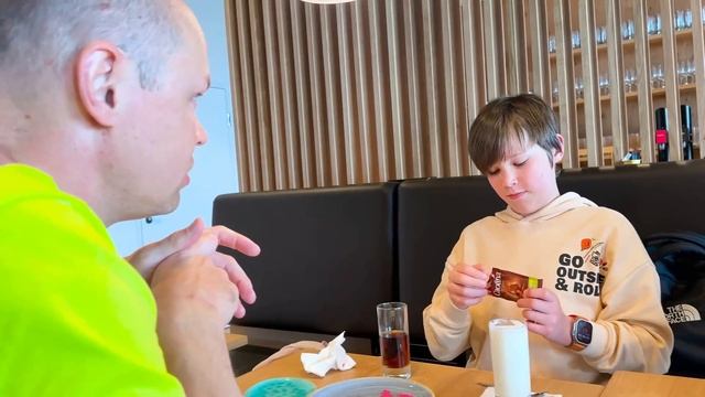 ВЛОГ летим домой/ Бизнес класс Swiss Air смотреть онлайн