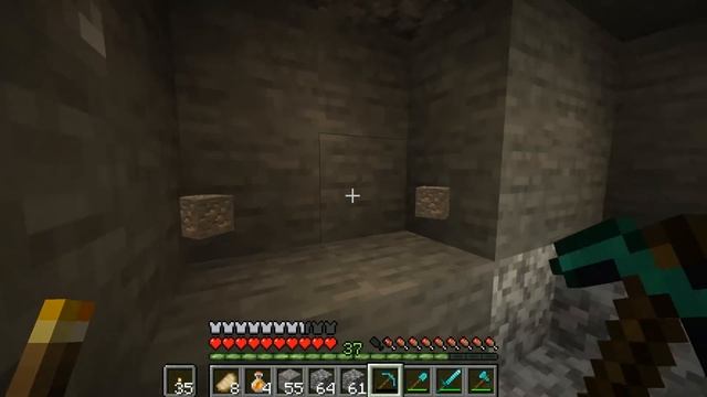 НАШЛА КУЧУ АЛМАЗОВ И ДРУГИХ РЕСУРСОВ | ПЧЕЛИНОЕ ВЫЖИВАНИЕ #20 | Minecraft 1.15 смотреть онлайн