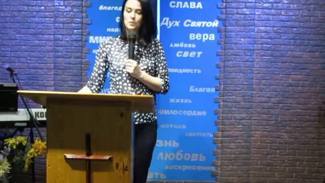 Крест Иисуса освобождает меня от мира смотреть онлайн