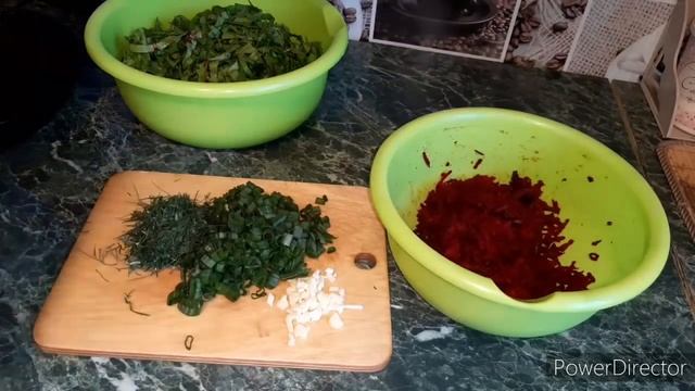 Посмотрите что можно приготовить из СВЕКОЛЬНЫХ ЛИСТЬЕВ ! Простая деревенская еда ?? смотреть онлайн