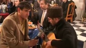 Вахид Аюбов-таксист чеченец.