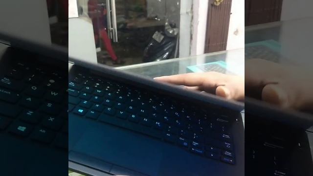 TOUCH SCREEN LAPTOP DELL LATITUDE E 7370 Intel core m5 6th generation 8gb ram 256gb ssd m.2 смотреть онлайн