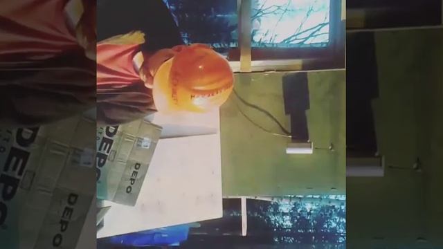 Зачем нужны каски на стройке смотреть онлайн