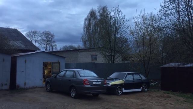 Прости, мой старый друг, я должен разбудить тебя .. смотреть онлайн