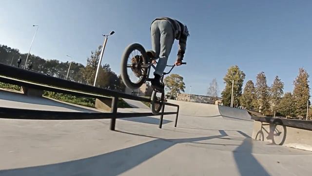PARBMX / Simonas Norkus Cruising Concrete смотреть онлайн