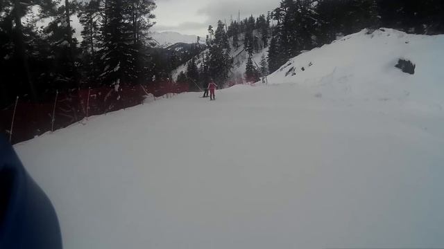 Спуск на лыжах,Архыз смотреть онлайн