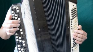 В землянке на баяне. Разбор песни.