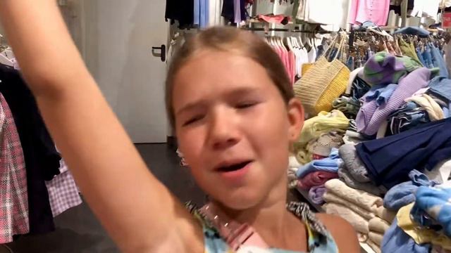 VLOG// ЛЕТНИЙ ШОППИНГ С МАМОЙ смотреть онлайн
