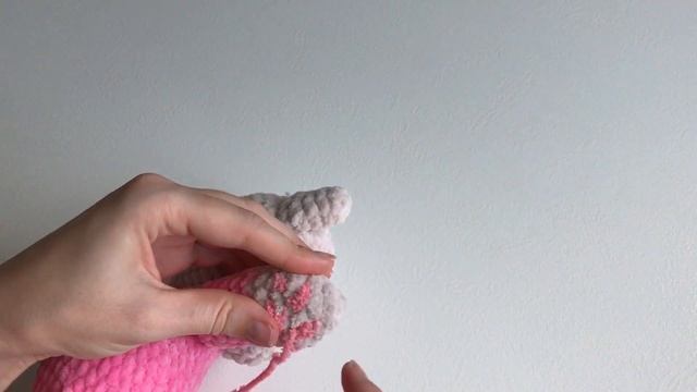 Вязаный котёнок. Часть 5. МК. Хвостик и лапки смотреть онлайн