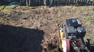 Как правильно спахать огород без следов фрезами мотоблоком. Осенняя Весенняя вспашка. Хитрости.