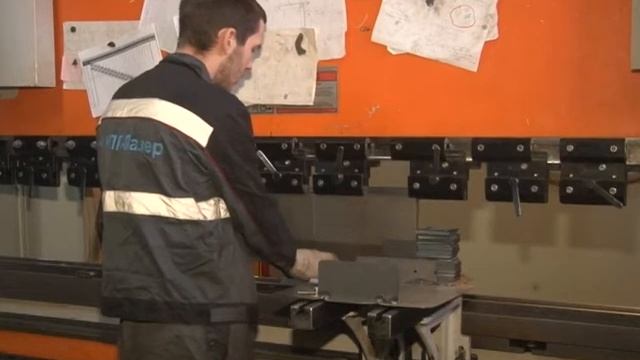 Вячеслав Гладков оценил обстановку на НПК-Лазер и «ЛазерПРО» смотреть онлайн