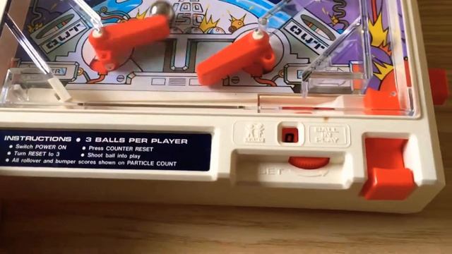 Tomy Atomic Pinball game-quick look смотреть онлайн