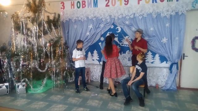 Новогодняя сценка о царе 7-9 классы смотреть онлайн