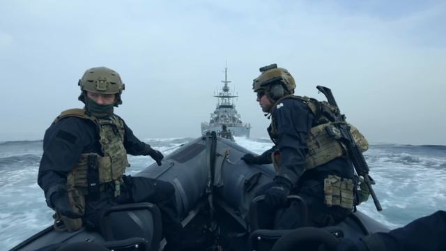 Royal Marines Jet Suit Boarding Ex смотреть онлайн
