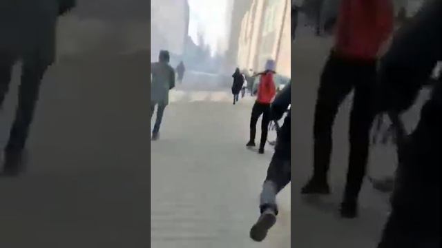 Задержание провокаторов в Херсоне 21 03 2022г смотреть онлайн