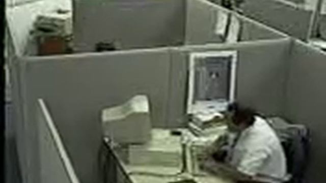 office rage.. a man destroying his pc смотреть онлайн