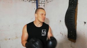 Как ПОСТАВИТЬ УДАР ДОМА? Тренажер для отработки ударов своими руками!