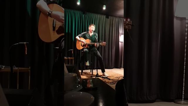 Рождественская акустика 2023. Макс ИвАнов. Несбыточная смотреть онлайн