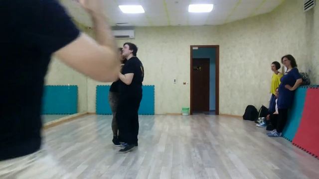 Бачата урок - Средняя группа H. 19.03.2015 смотреть онлайн