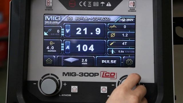 MIG 300 PN LCD смотреть онлайн