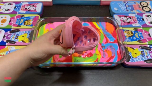 RELAXING WITH CLAY PIPING BAGS VS EYE SHADOW VS GLITTER Mixing Random Things Into Slime 5438.mp4