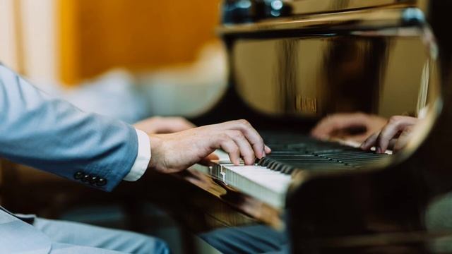 Осенний лист на землю опадает | Piano Keys | смотреть онлайн