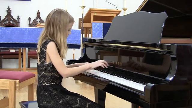Jada's piano recital 12/2014 смотреть онлайн