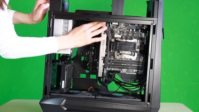 Silverstone Raven RV05 смотреть онлайн