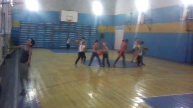 Первые шаги в Баскетболе. смотреть онлайн