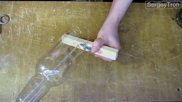 Как ПРОСТО сделать карманный (мини) БУТЫЛКОРЕЗ для пластиковых бутылок смотреть онлайн