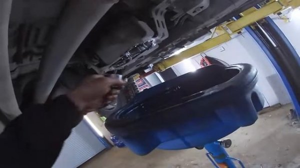 Замена топливного фильтра  Opel Antara дизель?