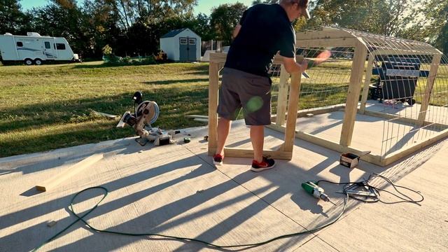 HOW TO Build a SIMPLE chicken tractor with the IMPROVED Hoop House 2.0! Time stamps in description смотреть онлайн