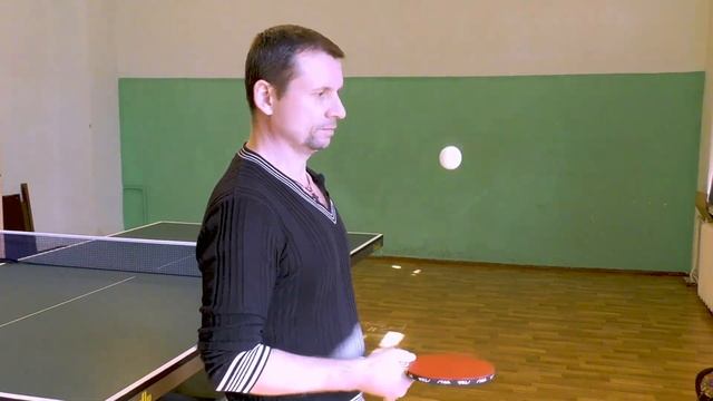 Сколько раз можно набить ракеткой мяч без потери. А вам слабо... смотреть онлайн