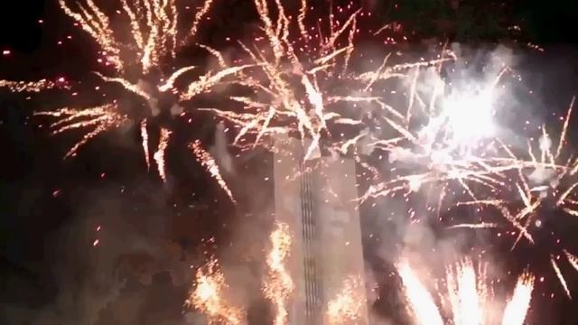 НОВОГОДНИЙ САЛЮТ 2015 РОССИЯ