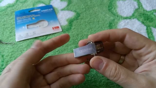 EAGET V86 (V90) - Usb 3.0 флеш накопитель с функцией OTG смотреть онлайн