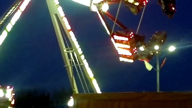 Аттракционы возле Линии 2 смотреть онлайн