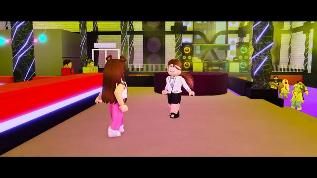 Mom Loved YOUTUBER SISTER More Than HIM! (A Roblox Movie) смотреть онлайн