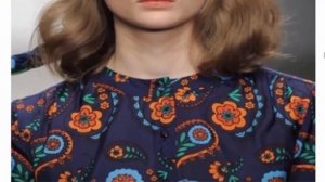 Как стильно завязать шарф на голову?