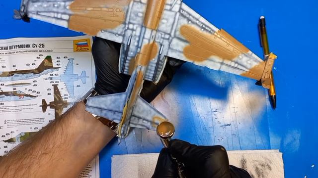 Покраску камуфляжа Су-25. 1-48 Звезда. смотреть онлайн